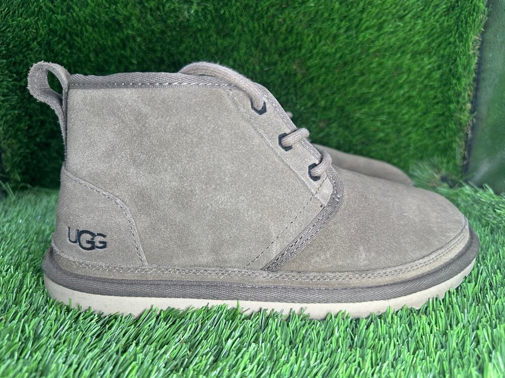 UGG Neumel 3236CHRC Chukka Boot Men's 6 Gray Suede Wool-Lined Lace-Up Winter